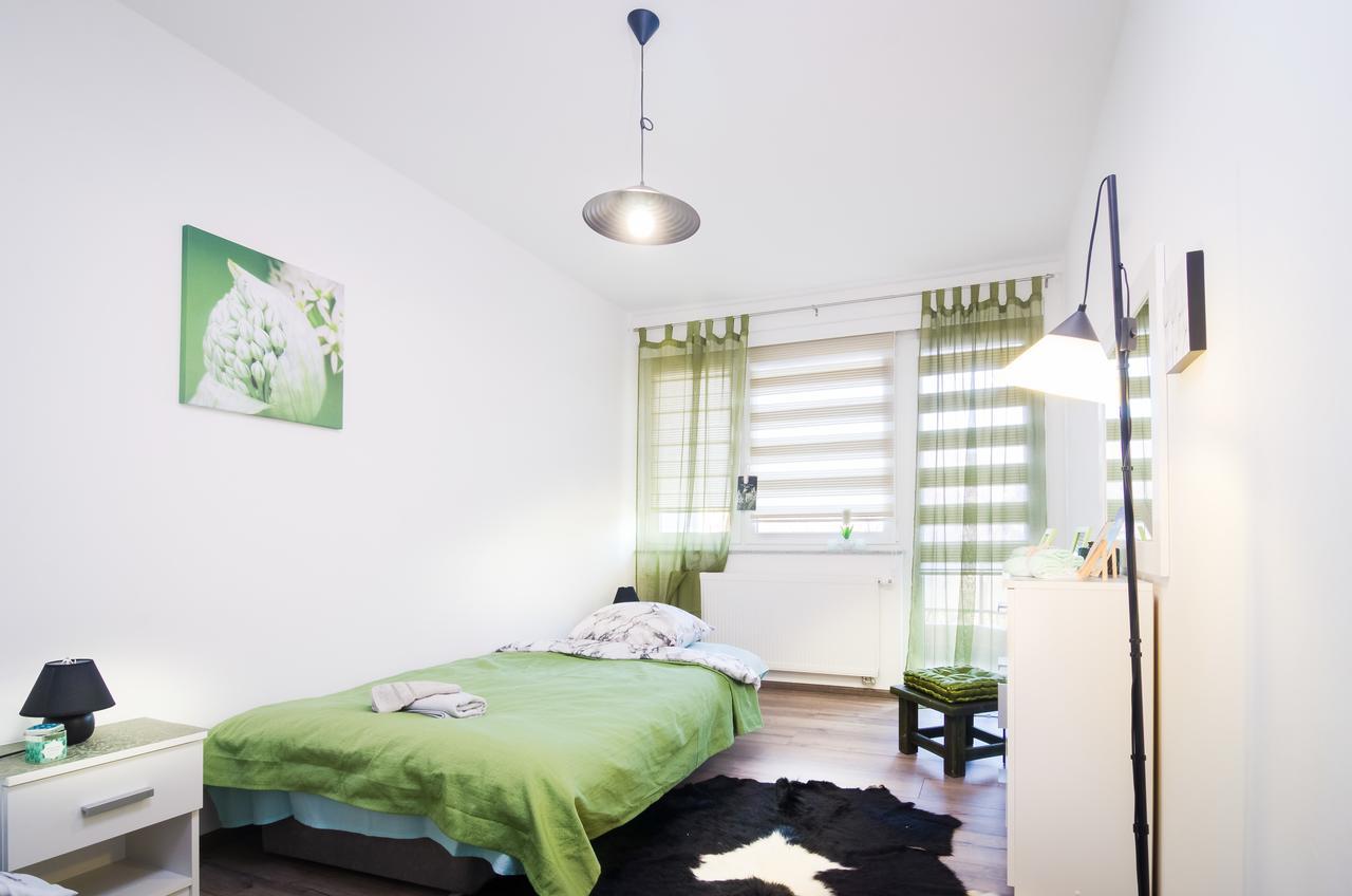 Apartment 10 Visoko Esterno foto