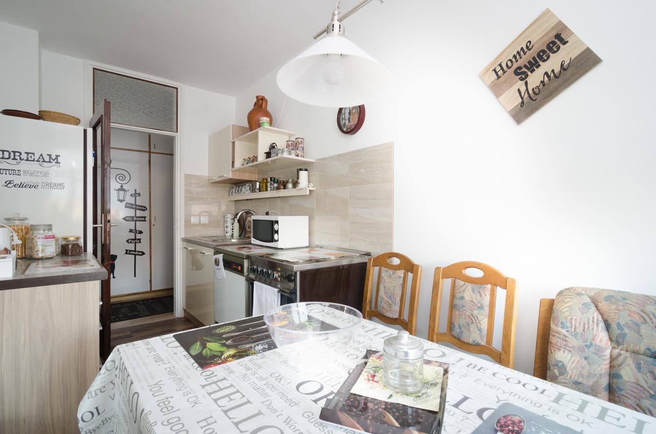 Apartment 10 Visoko Esterno foto